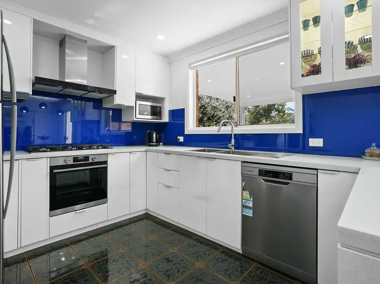 17 Petunia Place