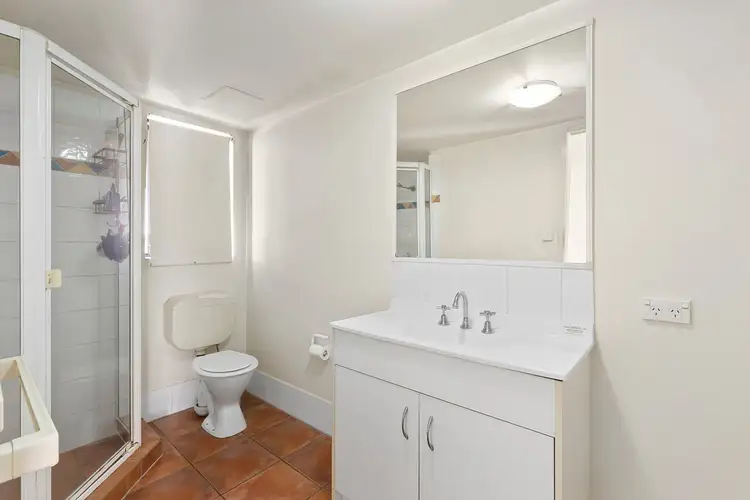 Fifth view of Homely unit listing, 16/33 Lenneberg Street, Southport QLD 4215