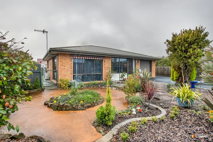 Main view of Homely unit listing, Unit 1/18a Hogg Street, Wynyard TAS 7325