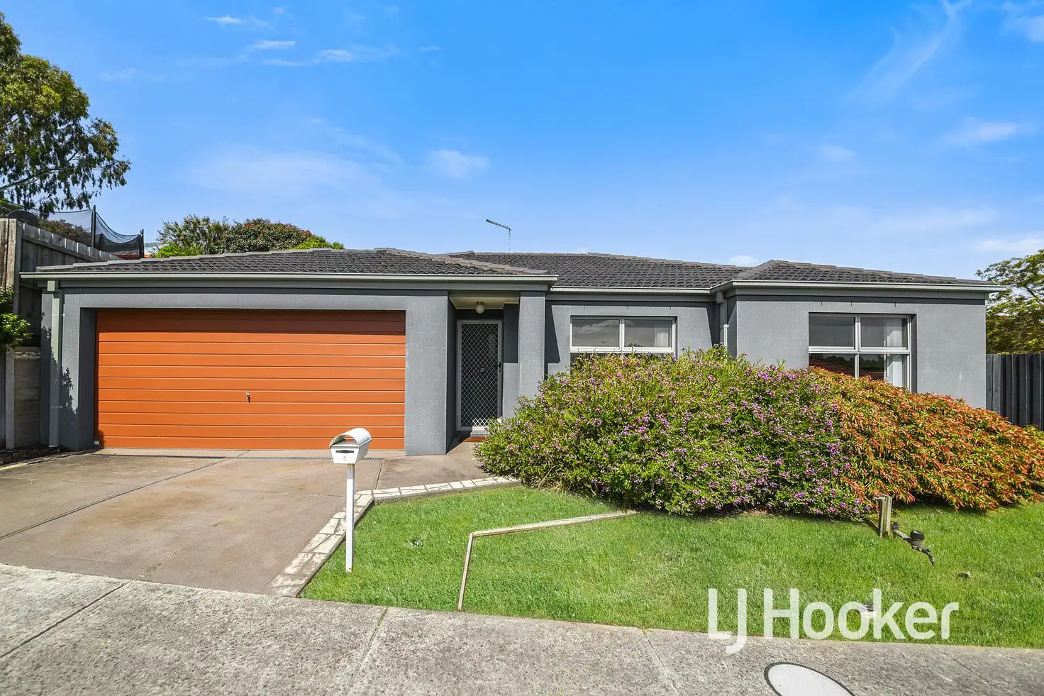 Main view of Homely house listing, 6 McClenaghan Place, Pakenham VIC 3810