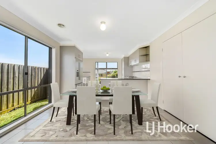 Fourth view of Homely house listing, 6 McClenaghan Place, Pakenham VIC 3810