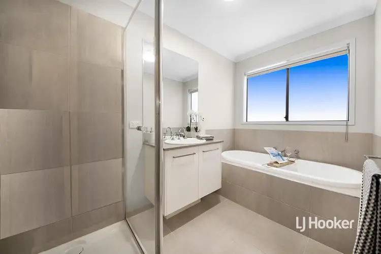 Sixth view of Homely house listing, 32 Breakwater Crescent, Point Cook VIC 3030