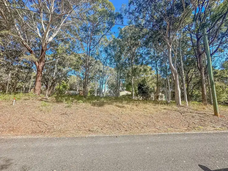 10 Little cove Rd, Russell Island QLD 4184