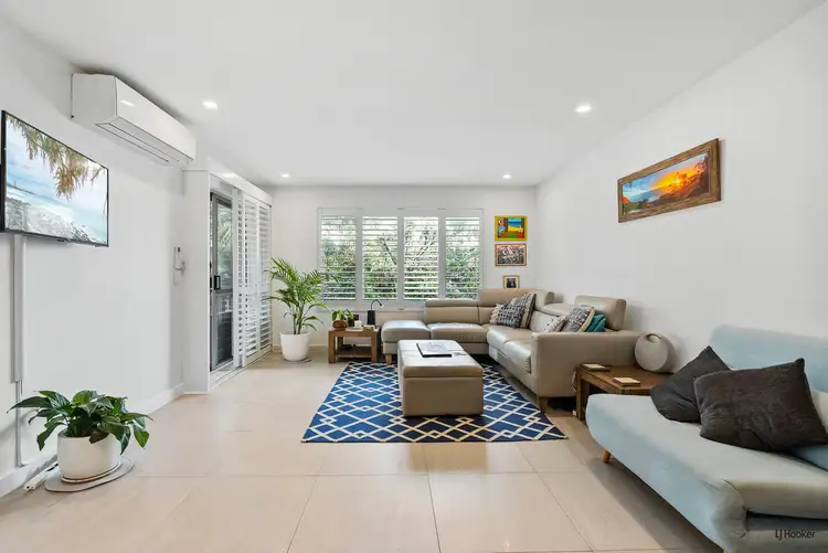 8/11 Nalla Court, Palm Beach QLD 4221