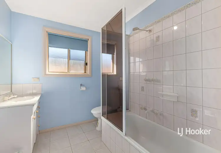 Sixth view of Homely house listing, 21 Conabere Court, Broadford VIC 3658