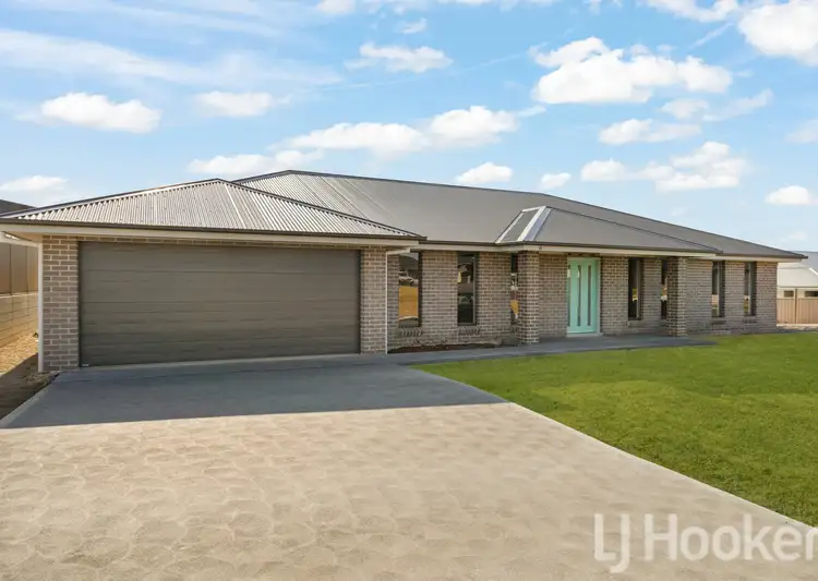 Main view of Homely house listing, 19 Darvall Drive, Kelso NSW 2795