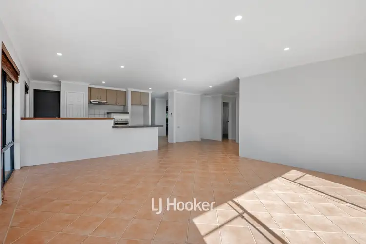 Seventh view of Homely house listing, 4 O'Meehan Green, Usher WA 6230