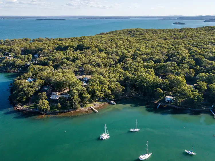 2106 Manilla Cr, North Arm Cove NSW 2324