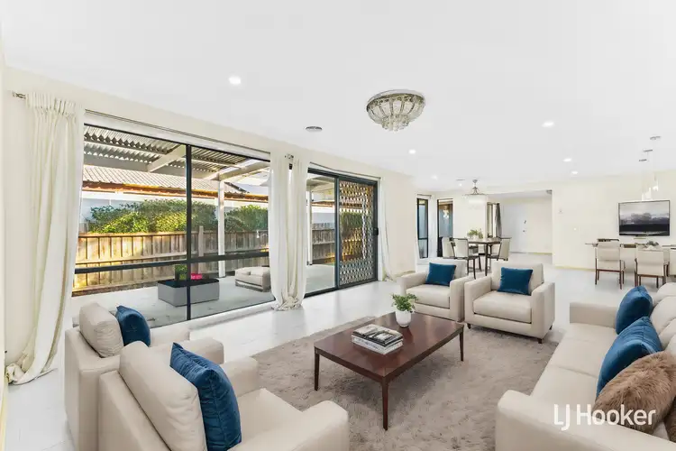 Fifth view of Homely house listing, 3 Mariner Close, Cranbourne North VIC 3977
