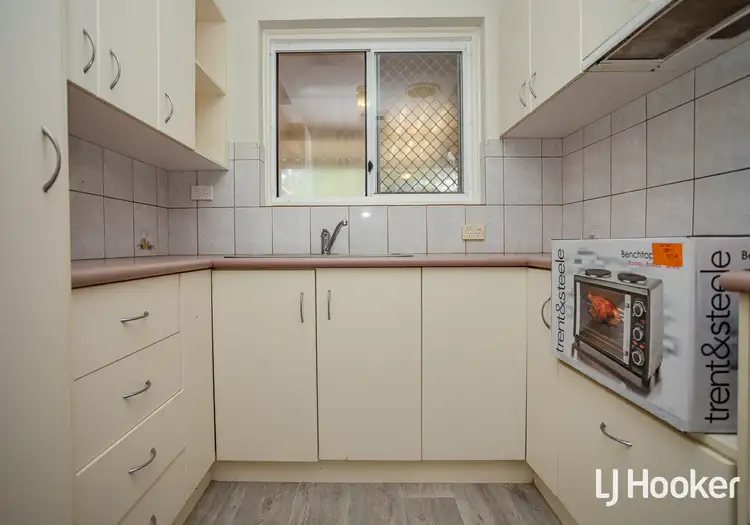 Fifth view of Homely semi-detached listing, 15 Arnott Court, Kelmscott WA 6111
