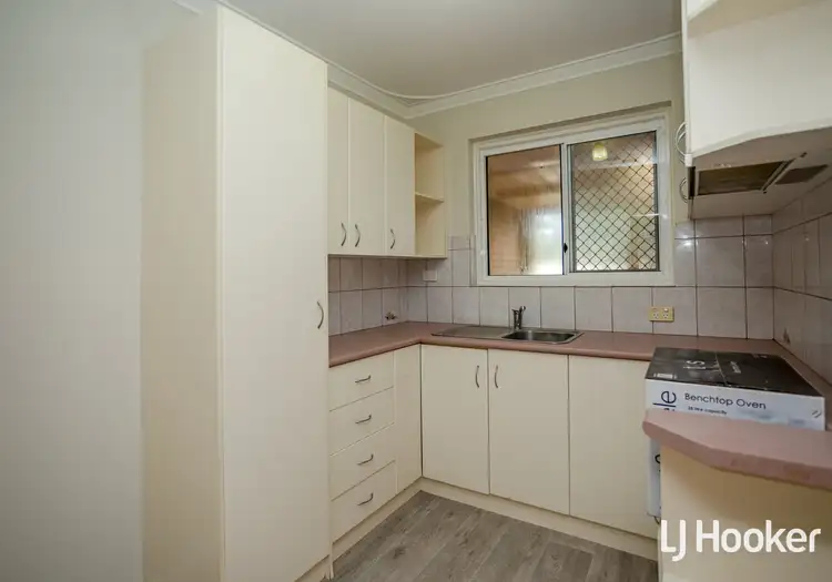 Sixth view of Homely semi-detached listing, 15 Arnott Court, Kelmscott WA 6111