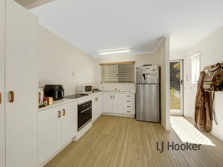 Sixth view of Homely unit listing, 4/14 Beltana Drive, Boyne Island QLD 4680