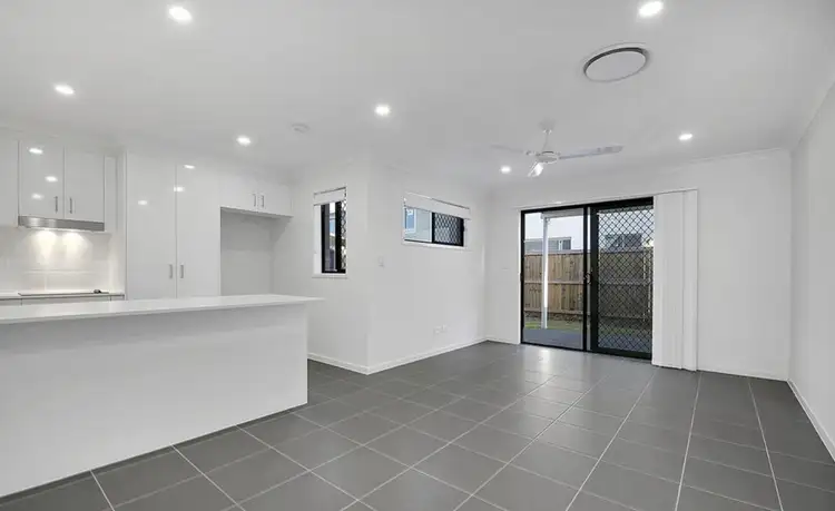 Fourth view of Homely townhouse listing, 32/15 Waratah Way, Morayfield QLD 4506