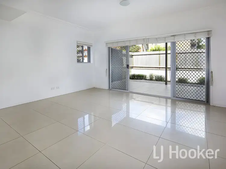 Fifth view of Homely townhouse listing, 2/43 Bower Street, Annerley QLD 4103