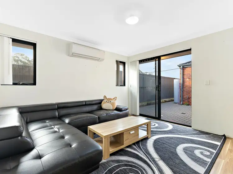 Fifth view of Homely house listing, 11a Oatlands Vista, Wellard WA 6170