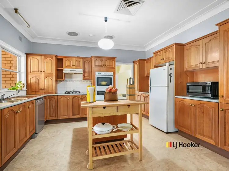 Sixth view of Homely house listing, 160 Dandaloo Street, Narromine NSW 2821