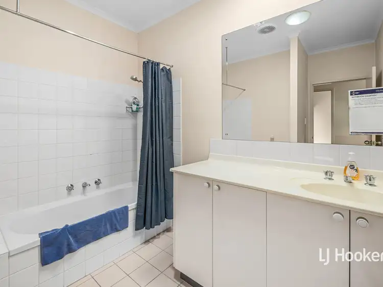 Seventh view of Homely semi-detached listing, 4 MacDonnell Court, Mount Johns NT 874