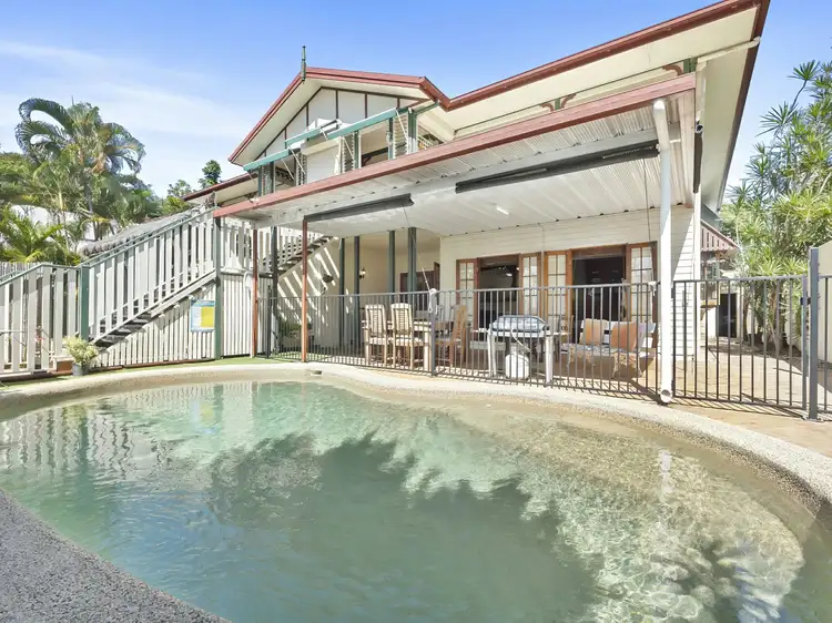 3/9 Hibiscus Lane, Holloways Beach QLD 4878