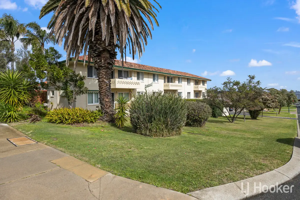 Main view of Homely unit listing, 1/35 Robert Street, Como WA 6152