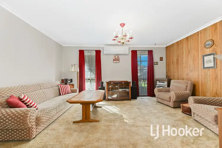 Second view of Homely house listing, 25 Oaktree Drive, Hampton Park VIC 3976