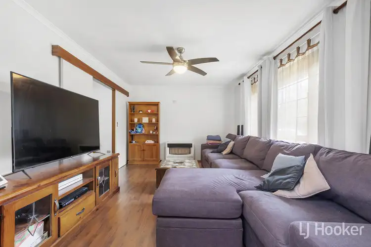 Fifth view of Homely house listing, 42 Ina Close, Craigmore SA 5114