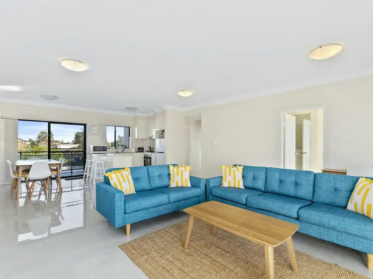 Second view of Homely unit listing, 6/5 Bay Road, The Entrance NSW 2261