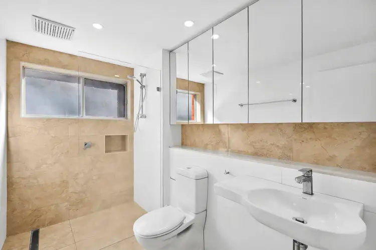 Fifth view of Homely unit listing, 4/37A Park Street, Narrabeen NSW 2101