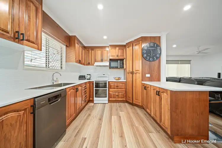 Fifth view of Homely house listing, 19 Mellish Crescent, Emerald QLD 4720