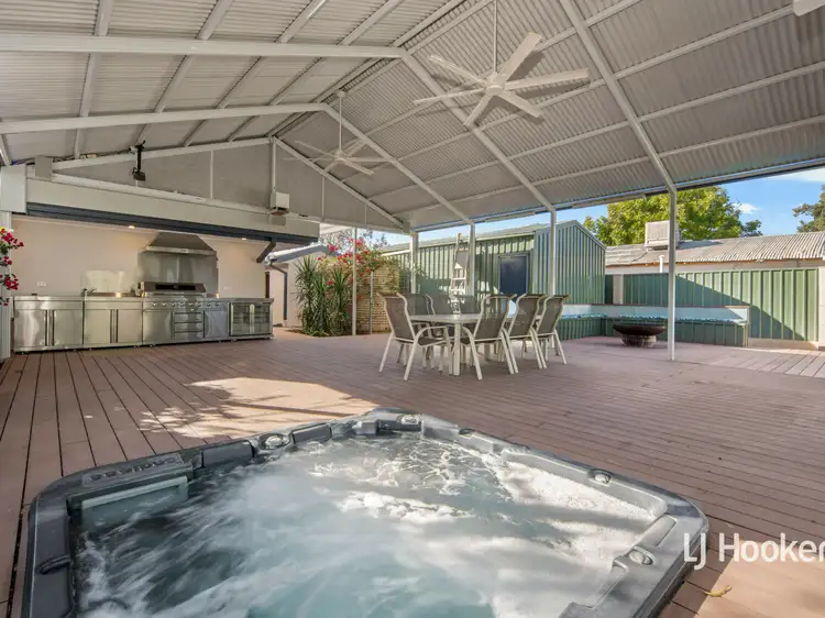 Unit 1/2 Nicker Crescent, Gillen NT 870