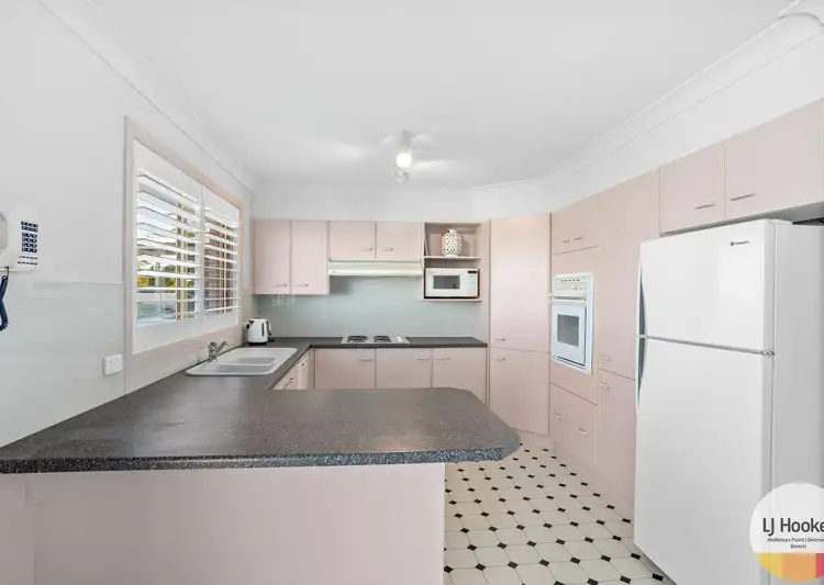 Sixth view of Homely townhouse listing, 1/23 Red Head Rd, Red Head NSW 2430