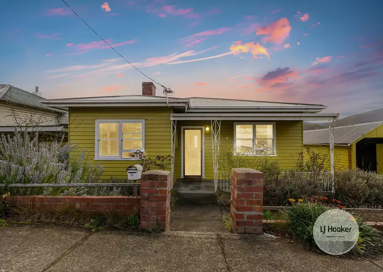 13 Sharland Avenue, New Norfolk TAS 7140