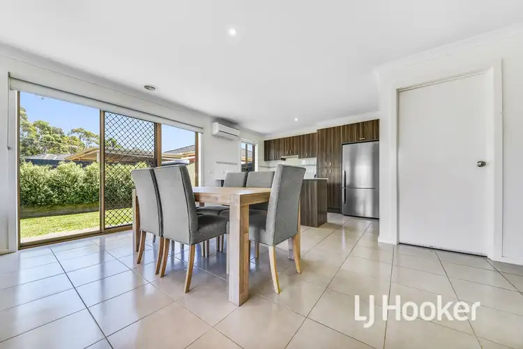 Fourth view of Homely unit listing, 1 Trinidad Walk, Pakenham VIC 3810