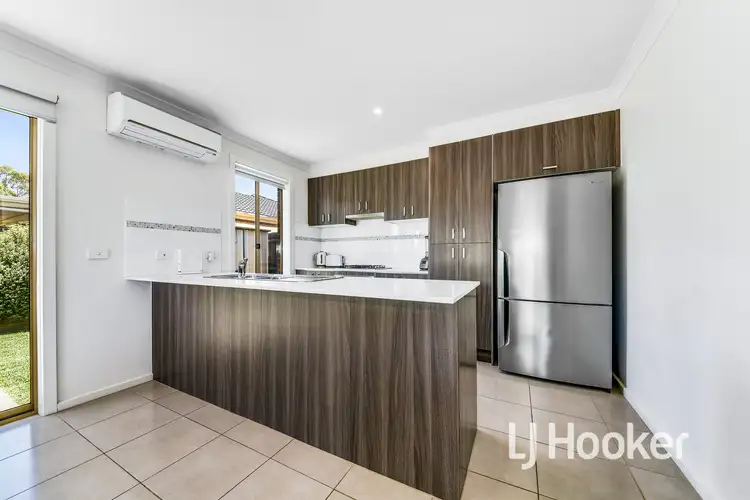 Fifth view of Homely unit listing, 1 Trinidad Walk, Pakenham VIC 3810