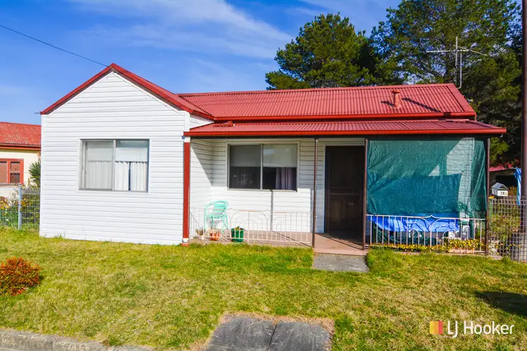 2b Coalbrook Street, Lithgow NSW 2790