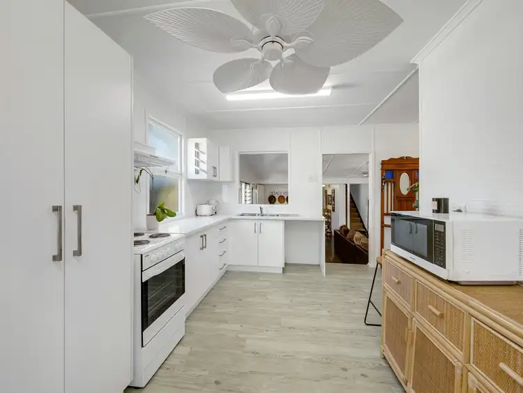 Seventh view of Homely house listing, 2 Margaret Street, Tannum Sands QLD 4680