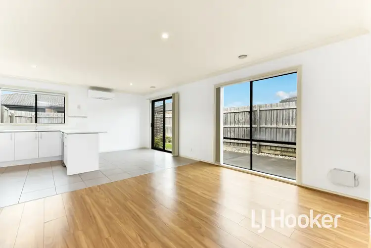 Third view of Homely unit listing, 3/142 Toomuc Valley Road, Pakenham VIC 3810