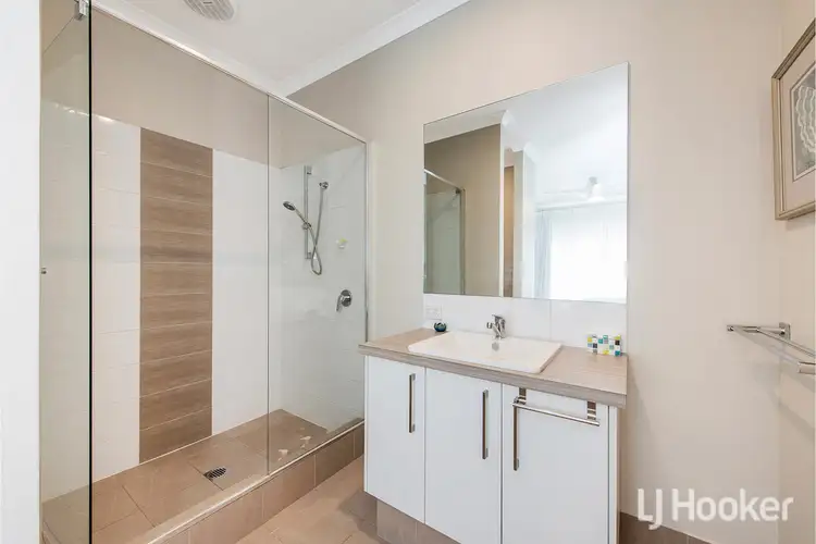 Fourth view of Homely house listing, 2 Thornbill Crescent, Coodanup WA 6210