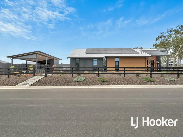 8 Dunnfield Drive, Mount Torrens SA 5244
