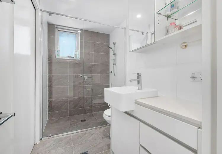 Sixth view of Homely unit listing, Unit 155/986 Wynnum Road, Cannon Hill QLD 4170