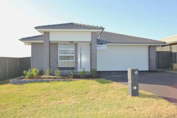 6 Cambridge Street, Thornton NSW 2322