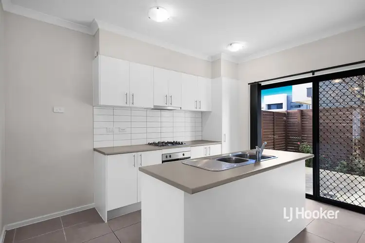 Fifth view of Homely townhouse listing, 31 Onyx Crescent, Officer VIC 3809