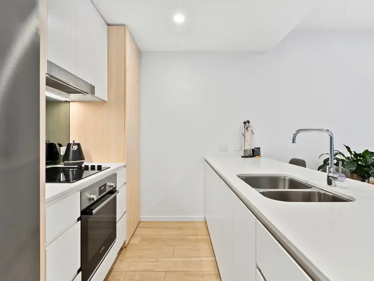 Fourth view of Homely apartment listing, 905/266 Stanhill Drive, Chevron Island QLD 4217