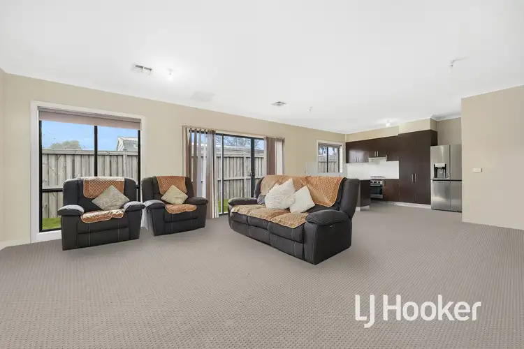 Second view of Homely unit listing, 4A Jason Place, Hampton Park VIC 3976