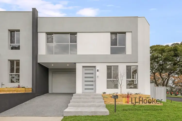 2A Jacquinot Place, Glenfield NSW 2167