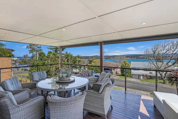 11 Atkin Avenue, Speers Point NSW 2284