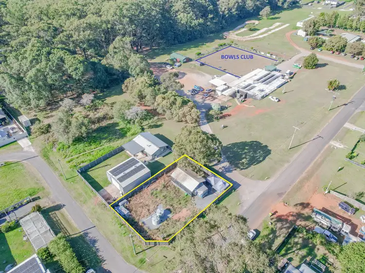 16 PLANTATION STREET, Russell Island QLD 4184