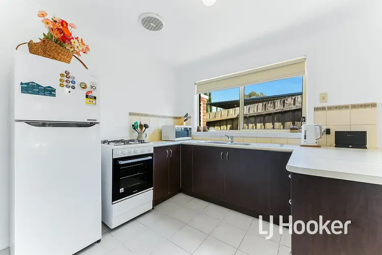 Third view of Homely unit listing, 6/5 Glenda Court, Pakenham VIC 3810