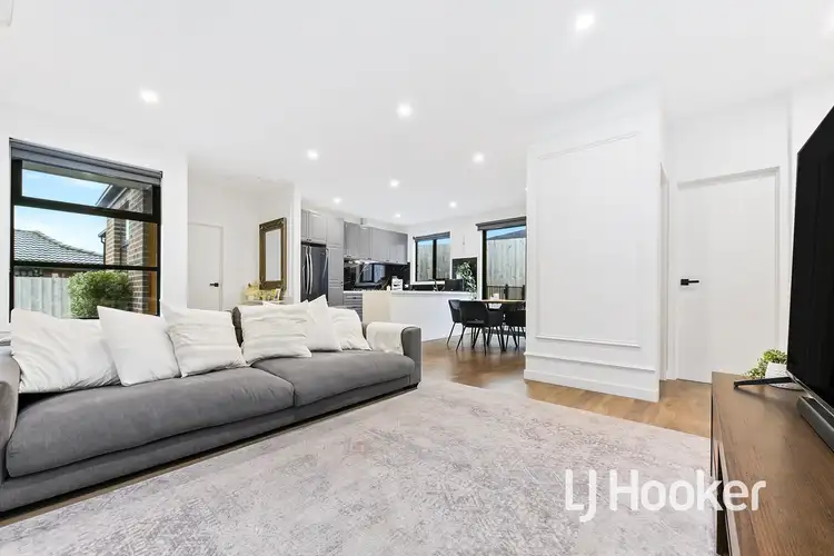Third view of Homely unit listing, 2/117 Oaktree Drive, Hampton Park VIC 3976