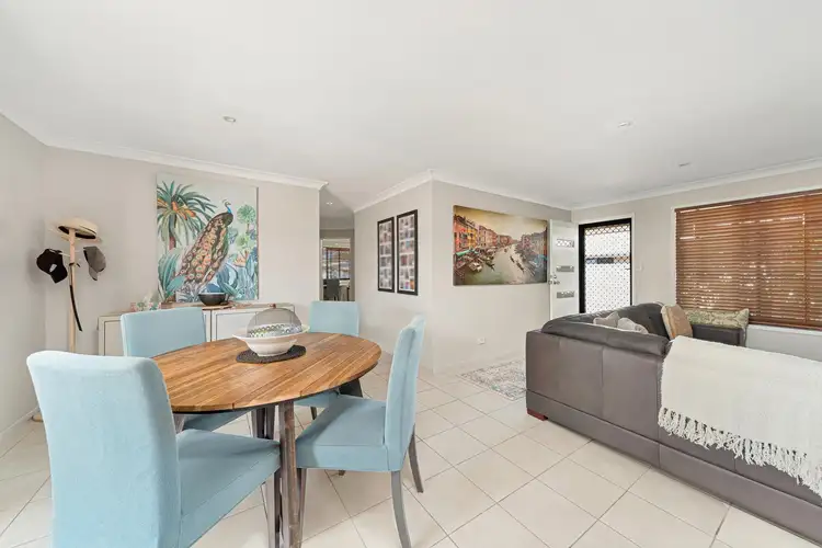 Sixth view of Homely house listing, 2/23 Desgrand Street, Emerald QLD 4720