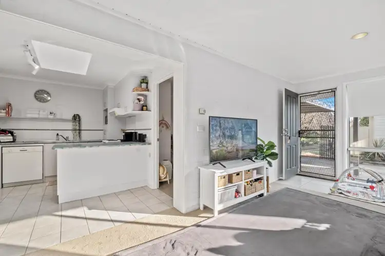 Fifth view of Homely house listing, 2/31 Biraban Place, Macquarie ACT 2614